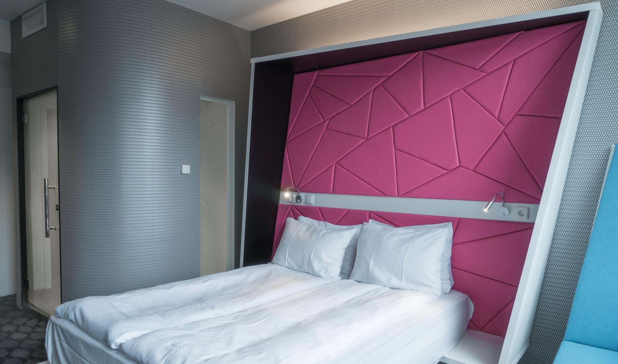 Magic Hotel Xhibition Bergen Ngoại thất bức ảnh