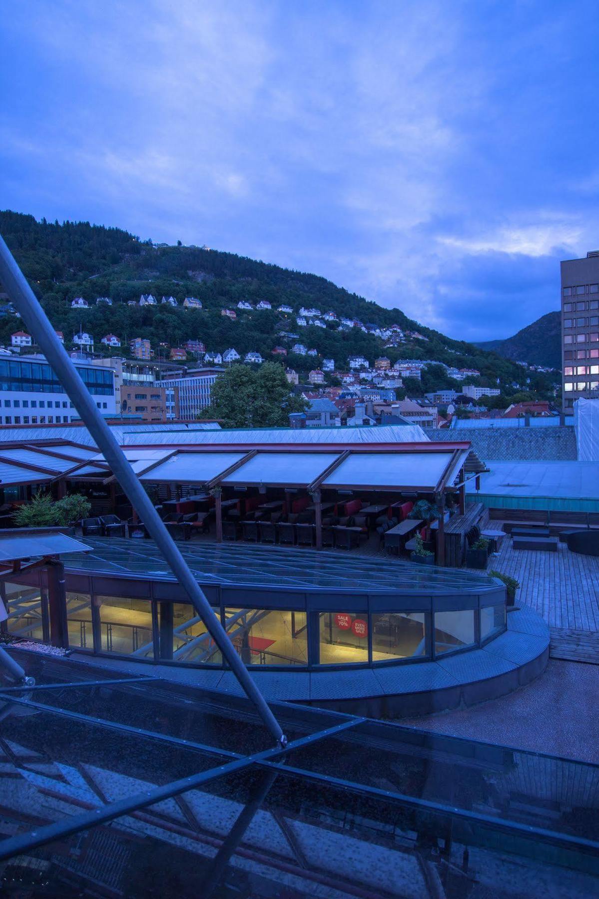 Magic Hotel Xhibition Bergen Ngoại thất bức ảnh